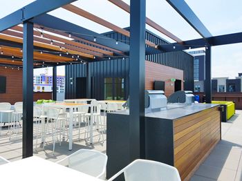 Rooftop deck